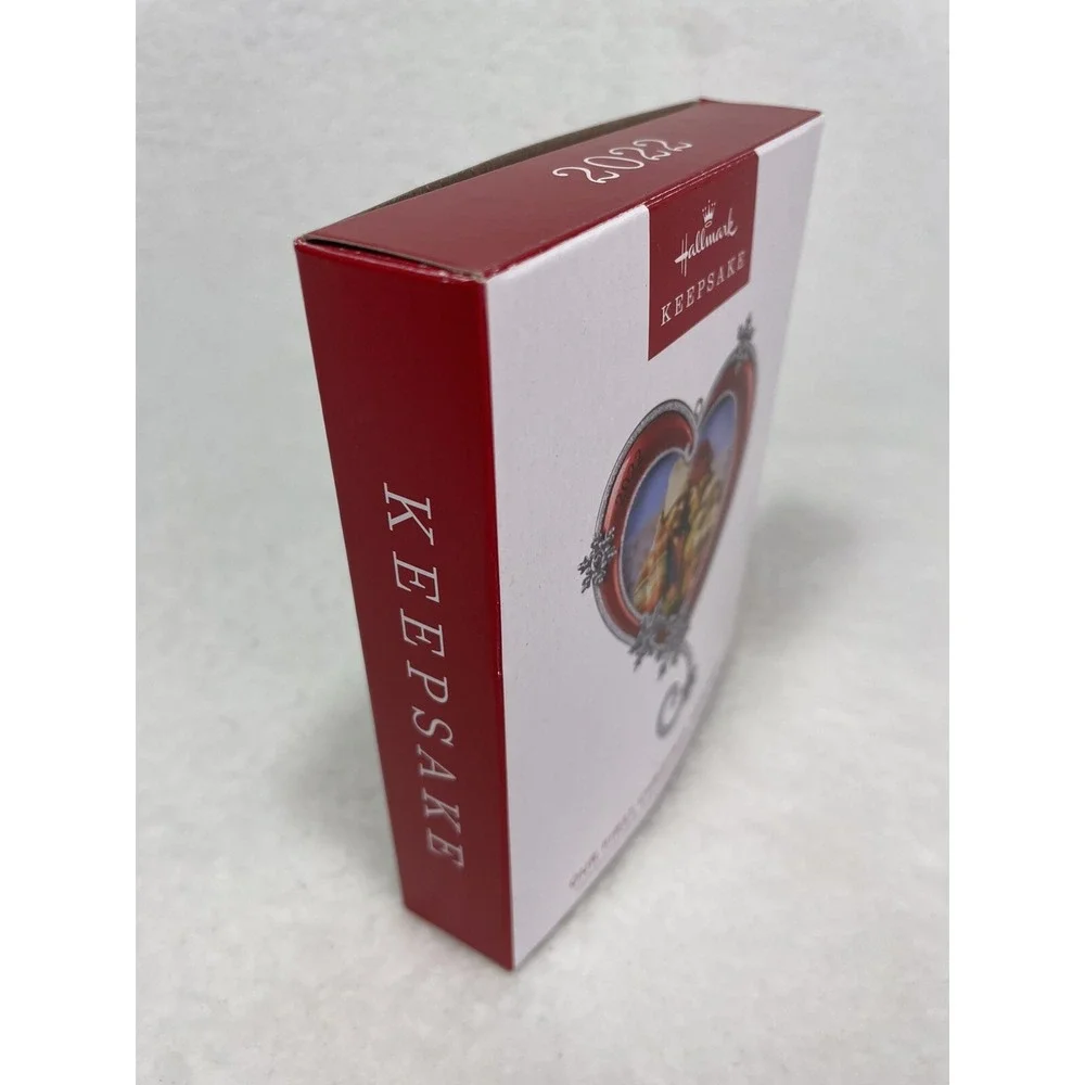 Hallmark Keepsake Our First Christmas Together 2022 Ornament NIB‎